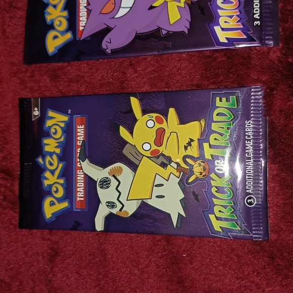 🆕️ Pokémon 2022 and 2023 Halloween Booster Packs - Picture 2 of 5